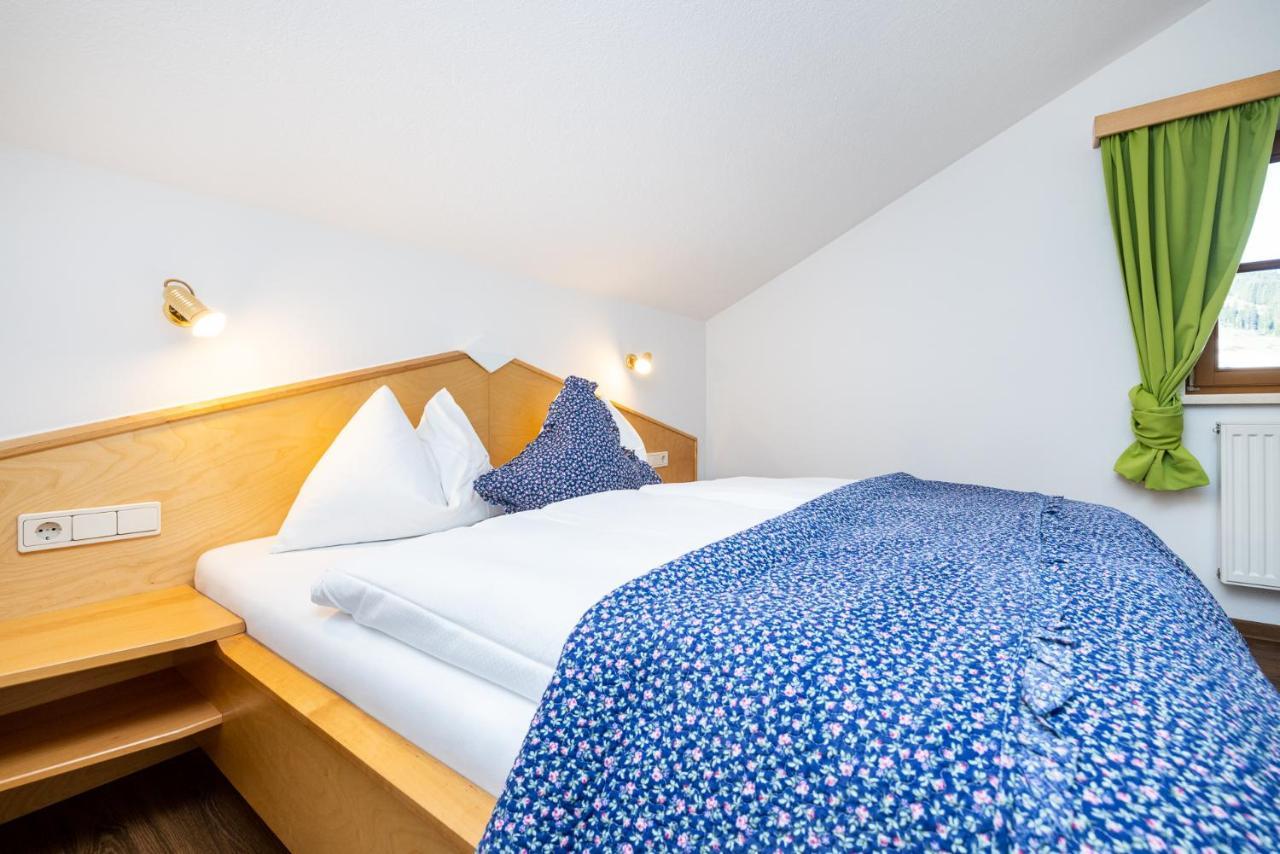Michis Aparthotel Flachau Exterior foto